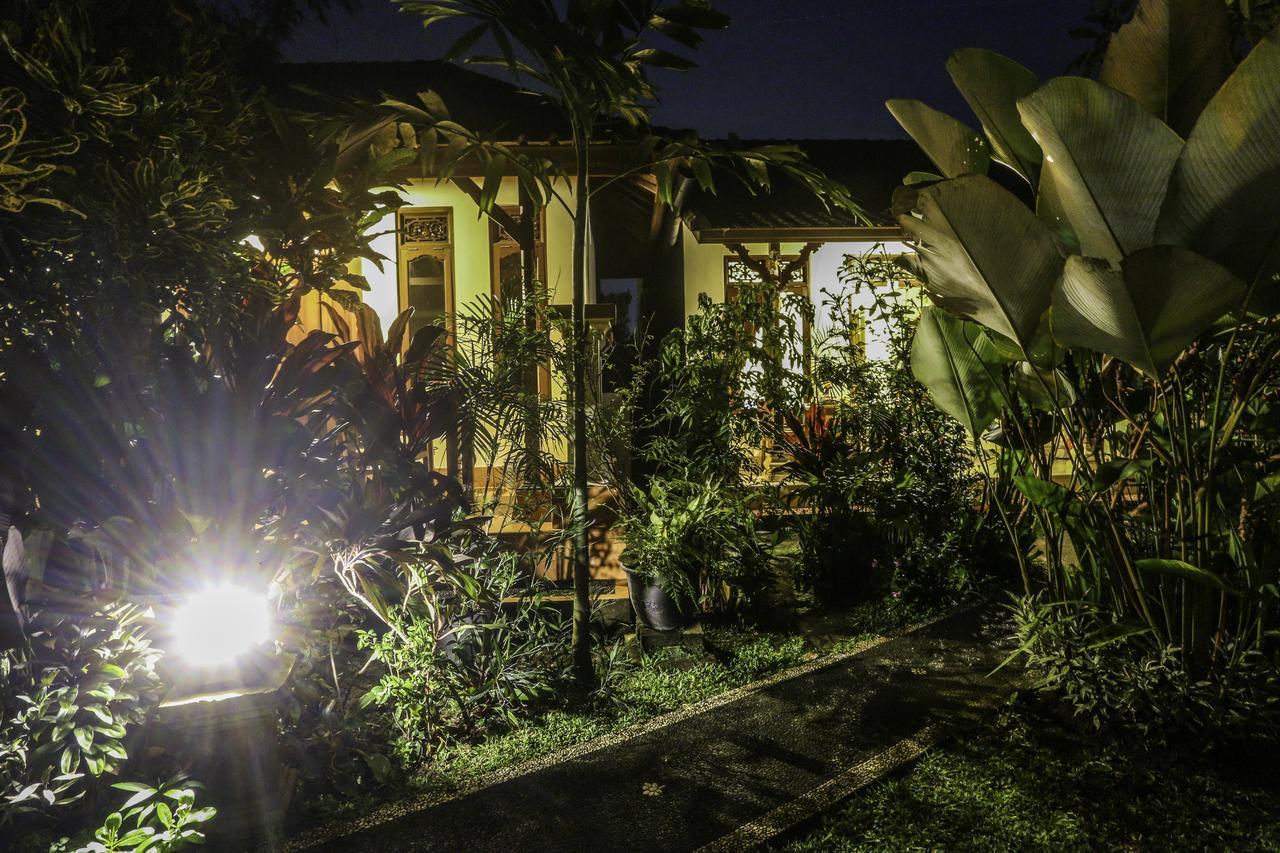 Отель Gusti Kaler House Убуд Экстерьер фото